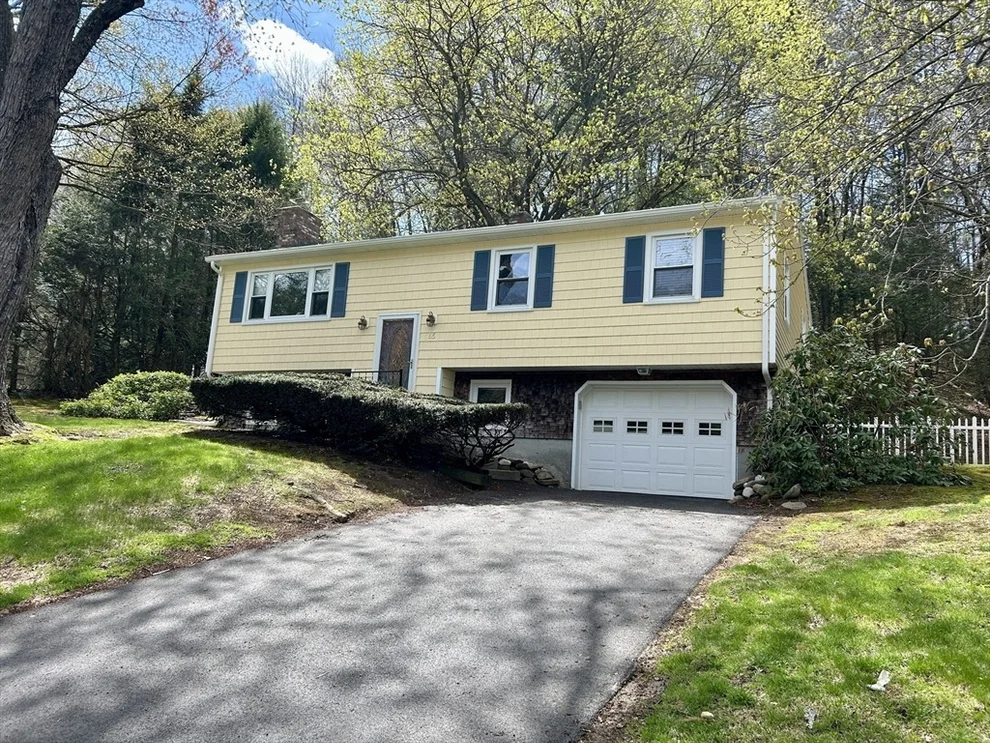 Unit for sale at 65 Old Farm Rd, Westfield, MA 01085
