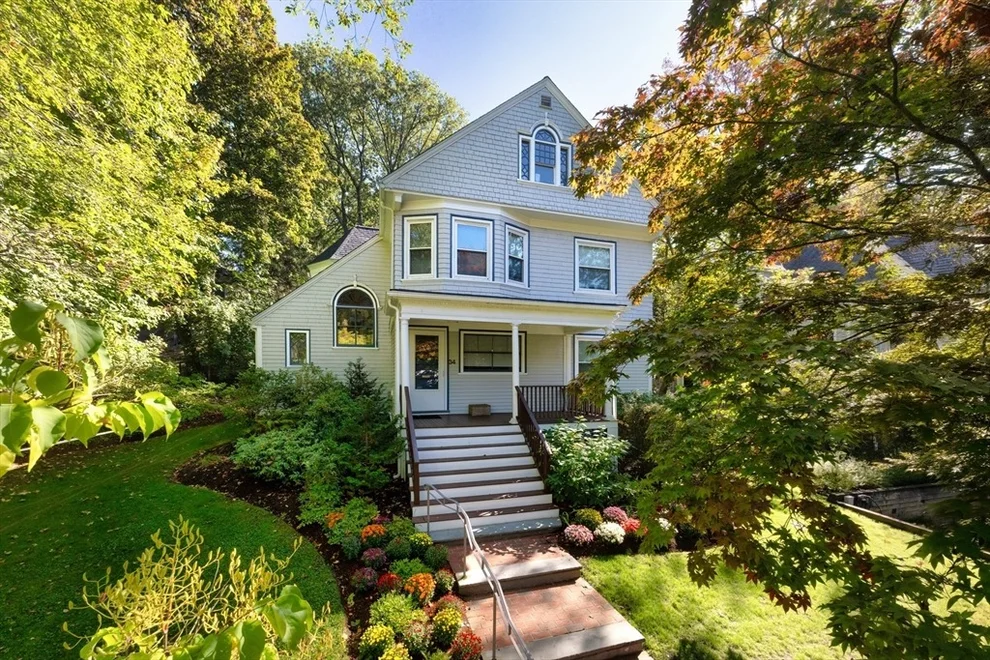 Unit for sale at 34 Chestnut Terrace, Newton, MA 02459