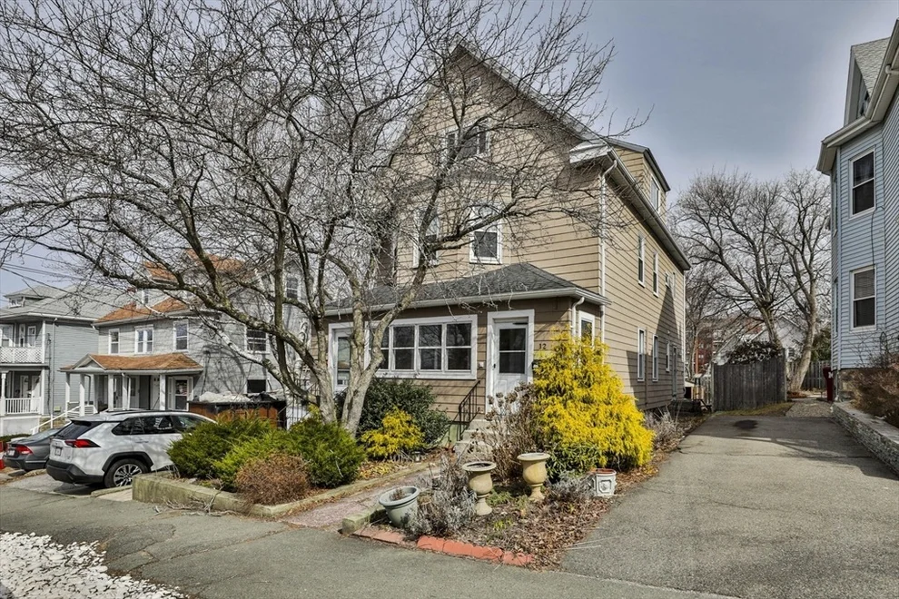 Unit for sale at 12 Linden Rd, Melrose, MA 02176