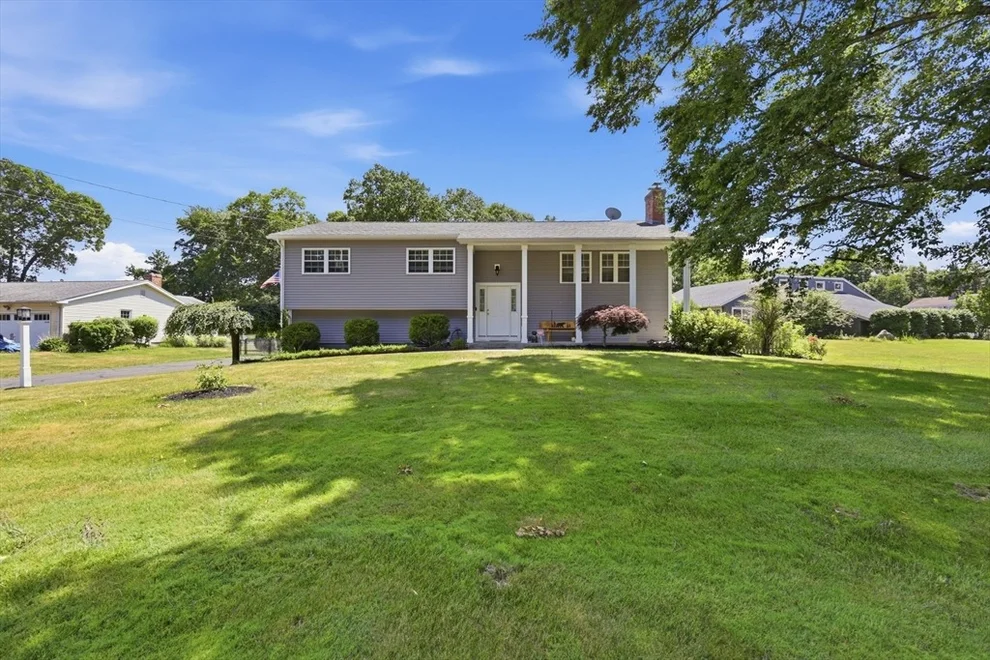 Unit for sale at 83 Eastwood Dr, Westfield, MA 01085