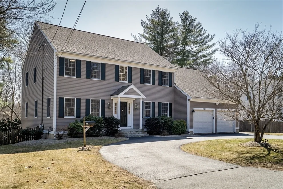 Unit for sale at 231 Woburn Street, Lexington, MA 02420