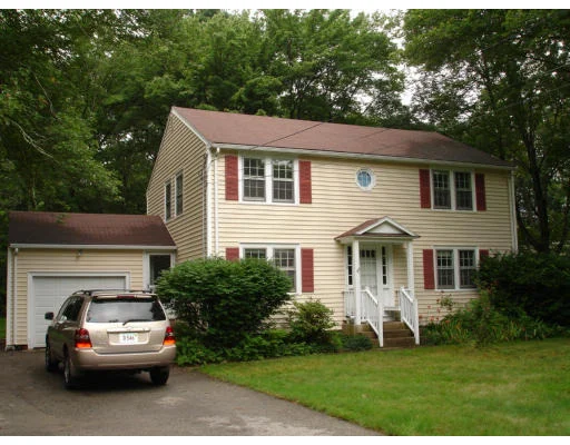 Unit for sale at 18 Rayfield Rd, Marshfield, MA 02050