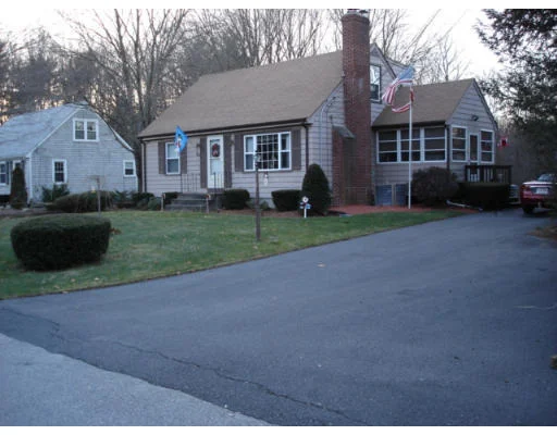 Unit for sale at 11 Springdale Ave, Attleboro, MA 02703