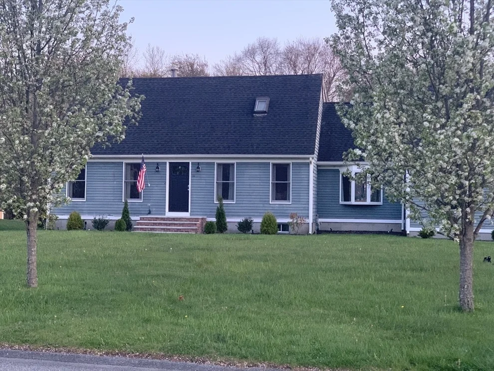 Unit for sale at 51 Forge Rd, Somerset, MA 02726