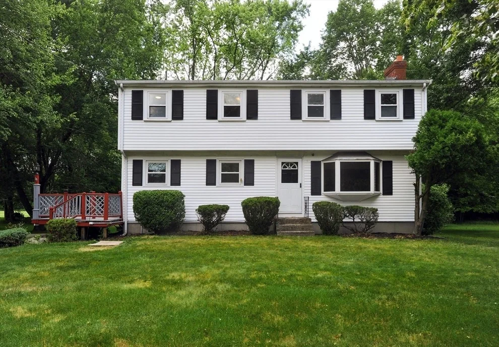 Unit for sale at 604 Crescent St, East Bridgewater, MA 02333
