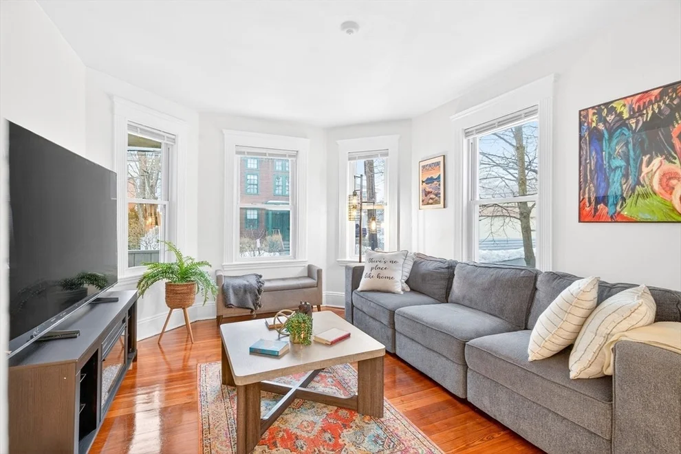 Unit for sale at 6 Brattle St, Arlington, MA 02476