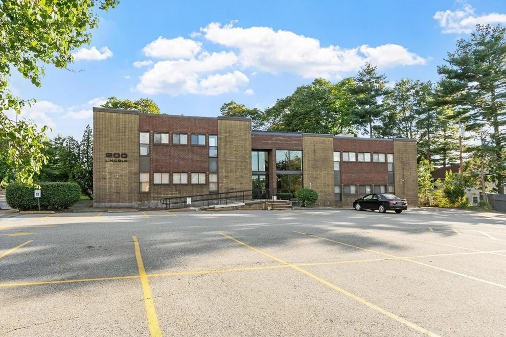 Unit for sale at 200 Lincoln Street, Worcester, MA 01605