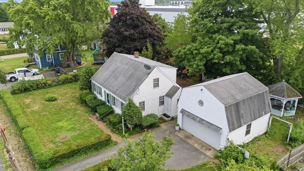Unit for sale at 3 Lynn Ave, Plainville, MA 02762