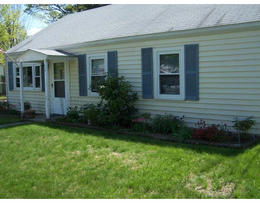 Unit for sale at 12 Amherst Rd, Stoughton, MA 02072
