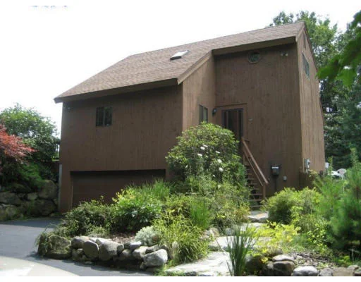 Unit for sale at 60 Stanley Brook Dr, Salem, NH 03079