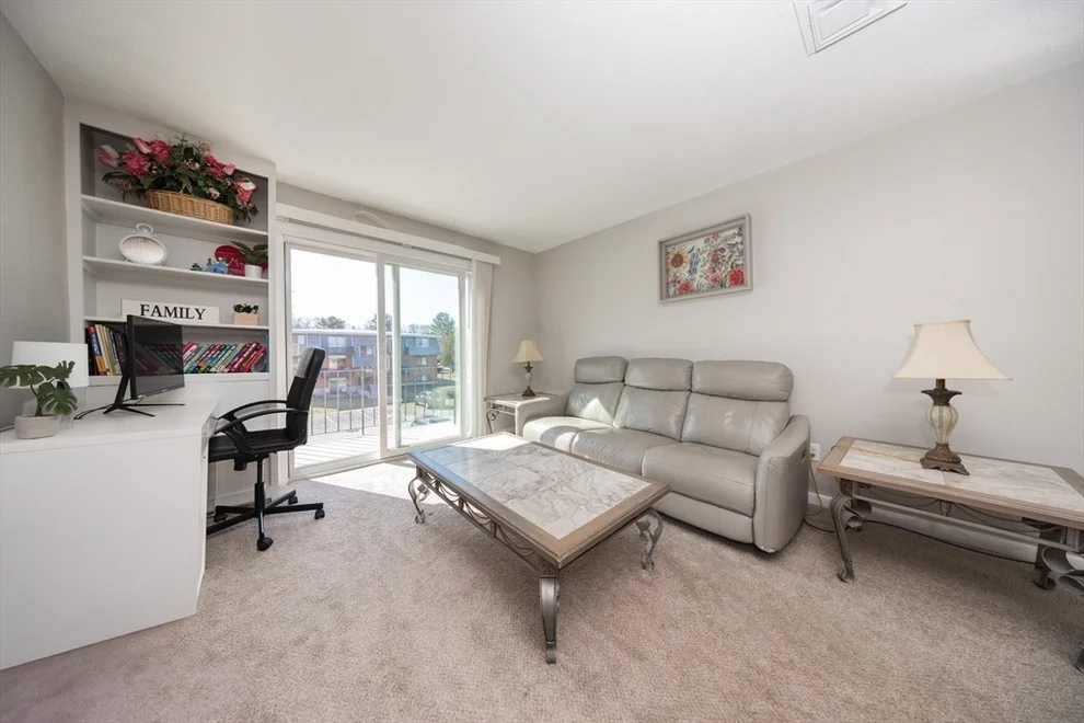 Unit for sale at 176 Maple Ave, Rutland, MA 01543