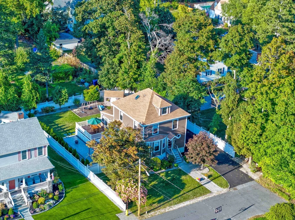 Unit for sale at 22 Wilson Ave, Braintree, MA 02184