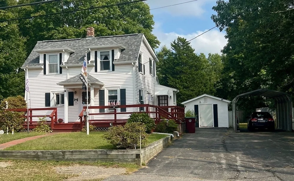 Unit for sale at 10 Warren Ave, Middleboro, MA 02346