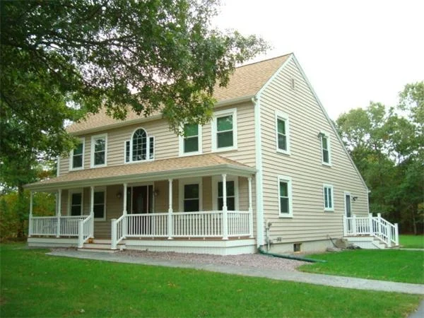 Unit for sale at 6 Tommy's Lane, Freetown, MA 02717