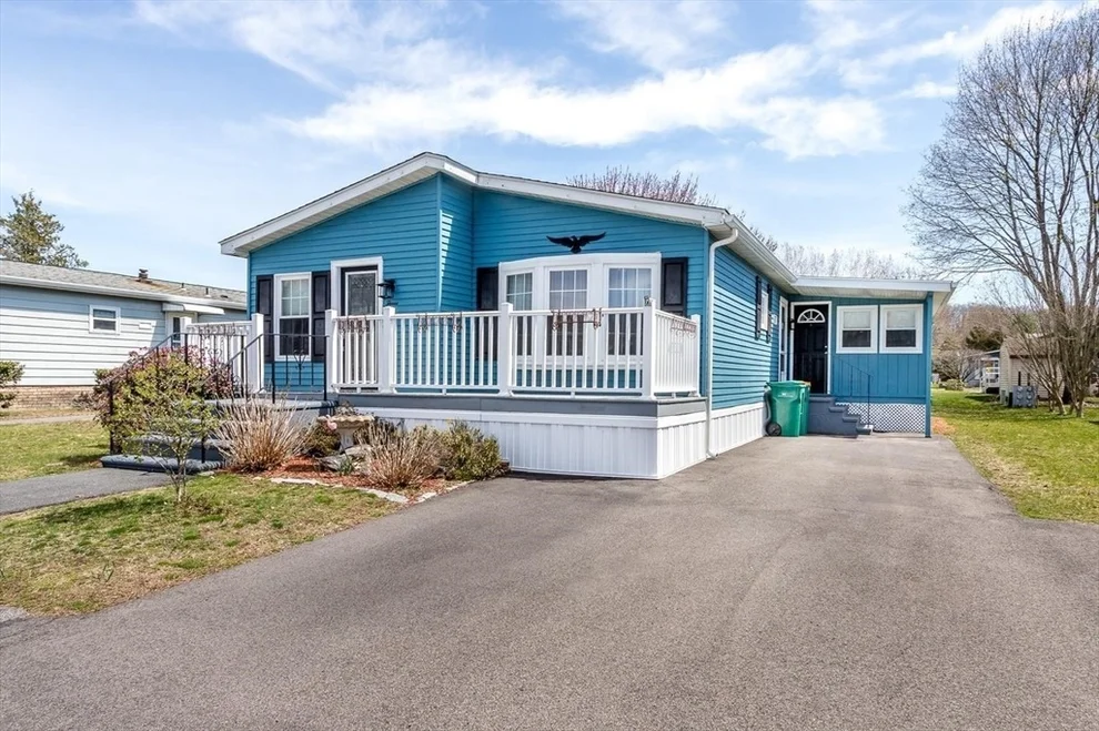 Unit for sale at 3 King Arthur Ct, Attleboro, MA 02703