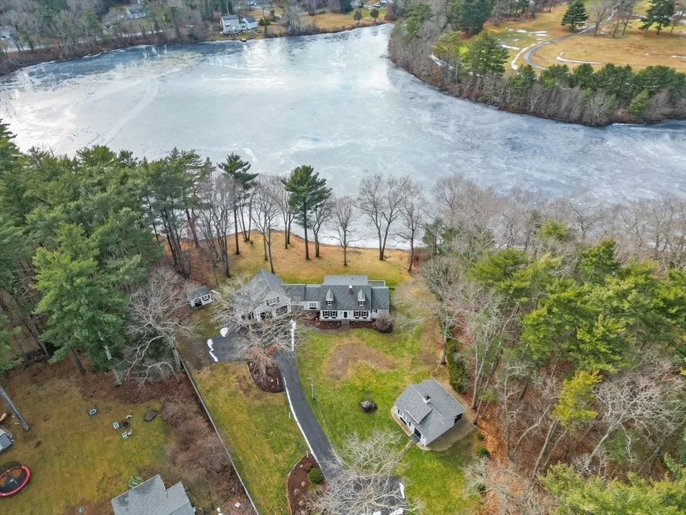 Unit for sale at 8 Shockley Drive, Lakeville, MA 02347