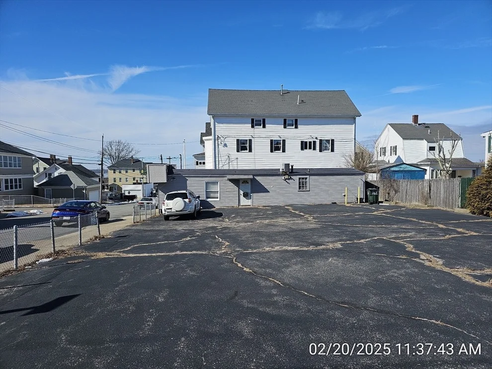 Unit for sale at 362 Sprague St, Fall River, MA 02724
