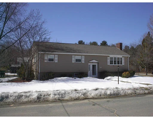Unit for sale at 8 Eugley Park East, North Reading, MA 01864