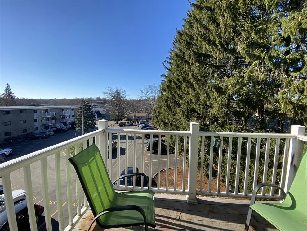 Unit for sale at 35 Hosmer St, Marlborough, MA 01752