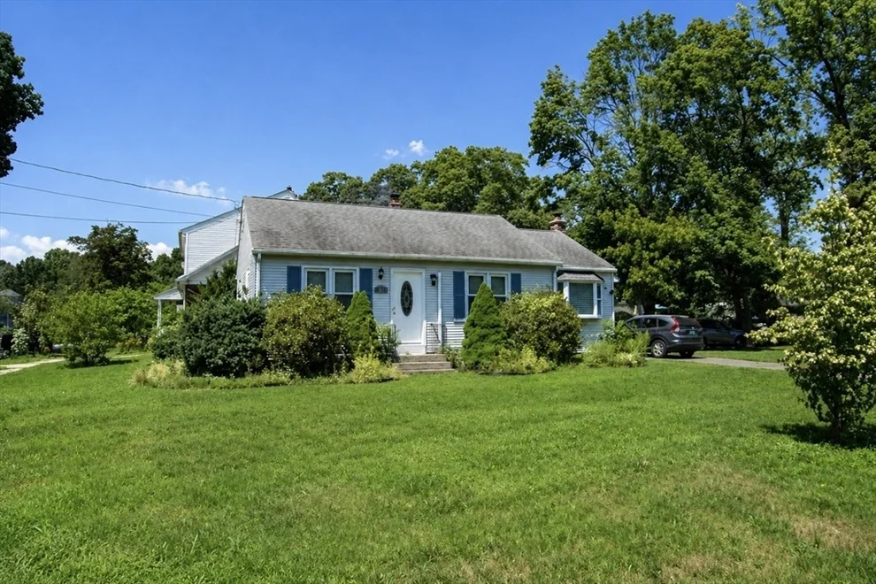 Unit for sale at 24 Herbert St, Longmeadow, MA 01106