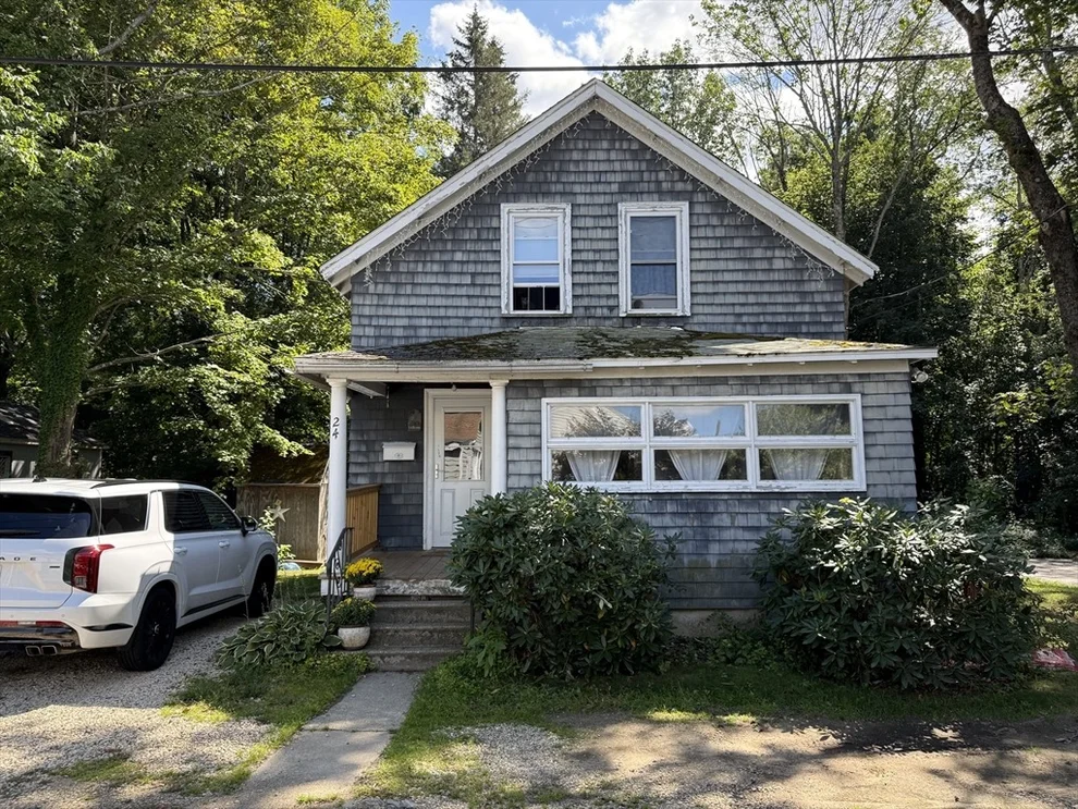 Unit for sale at 24 Union St, Merrimac, MA 01860