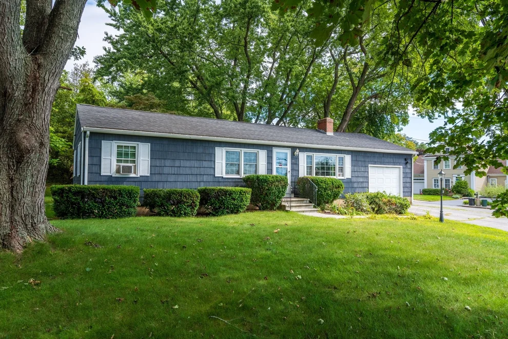 Unit for sale at 100 Low St, Newburyport, MA 01950