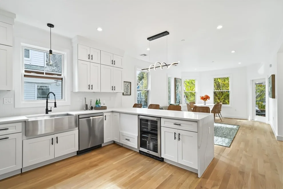 Unit for sale at 69 Marlboro St, Belmont, MA 02478