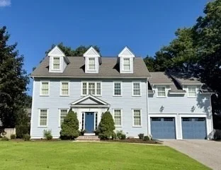 Unit for sale at 3 Macarthur Rd, Wellesley, MA 02482