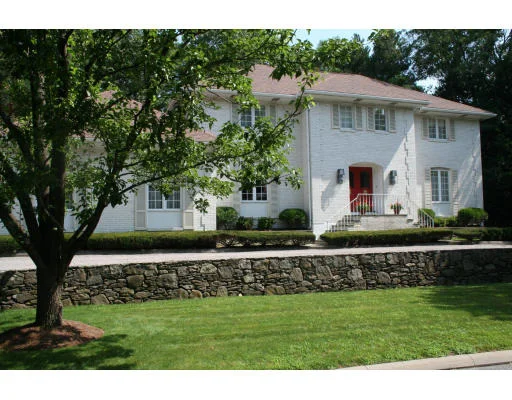 Unit for sale at 9 Evergreen Way, Belmont, MA 02478