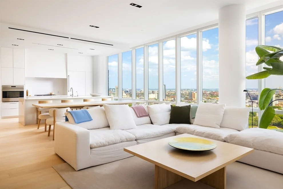 Unit for sale at 188 Brookline Ave, Boston, MA 02215
