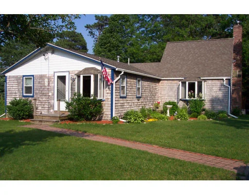 Unit for sale at 28 Wareham Lake Shores Dr, Wareham, MA 02538