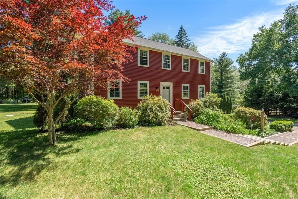Unit for sale at 128 Fruit St, Hopkinton, MA 01748