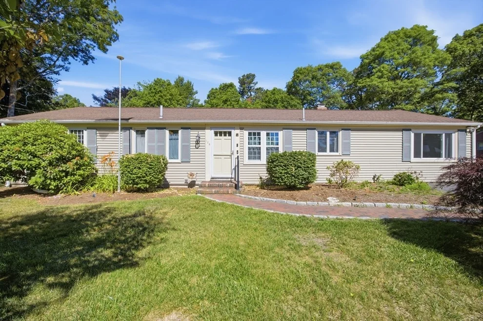 Unit for sale at 179 Sheaffer Rd, Barnstable, MA 02632