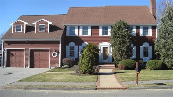 Unit for sale at 21 Leblanc Dr, Peabody, MA 01960