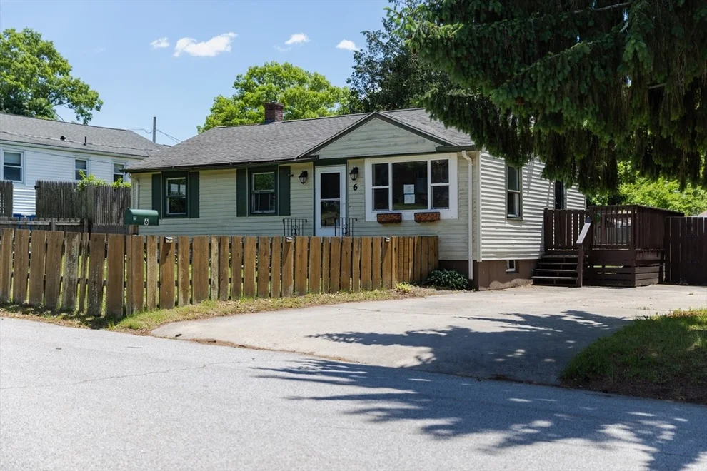 Unit for sale at 6 Kathy Ave, Coventry, RI 02816