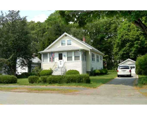 Unit for sale at 286 Central Street, Weymouth, MA 02190