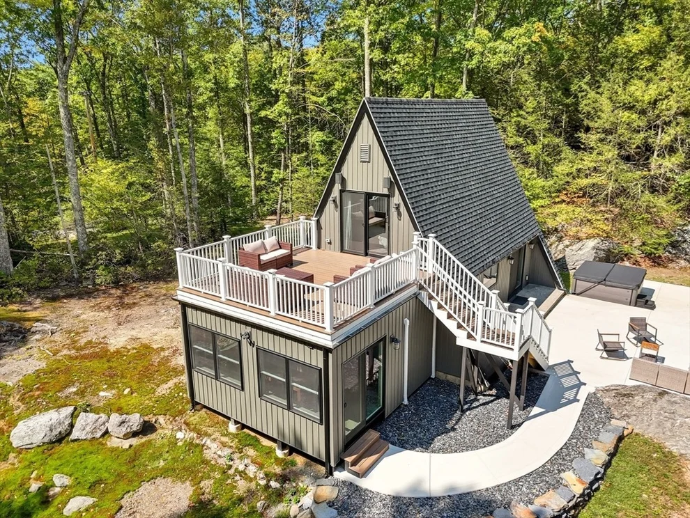 Unit for sale at 510 Pine Hill Road, Russell, MA 01008