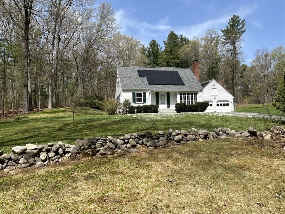 Unit for sale at 35 Lakeshore, Boxford, MA 01921