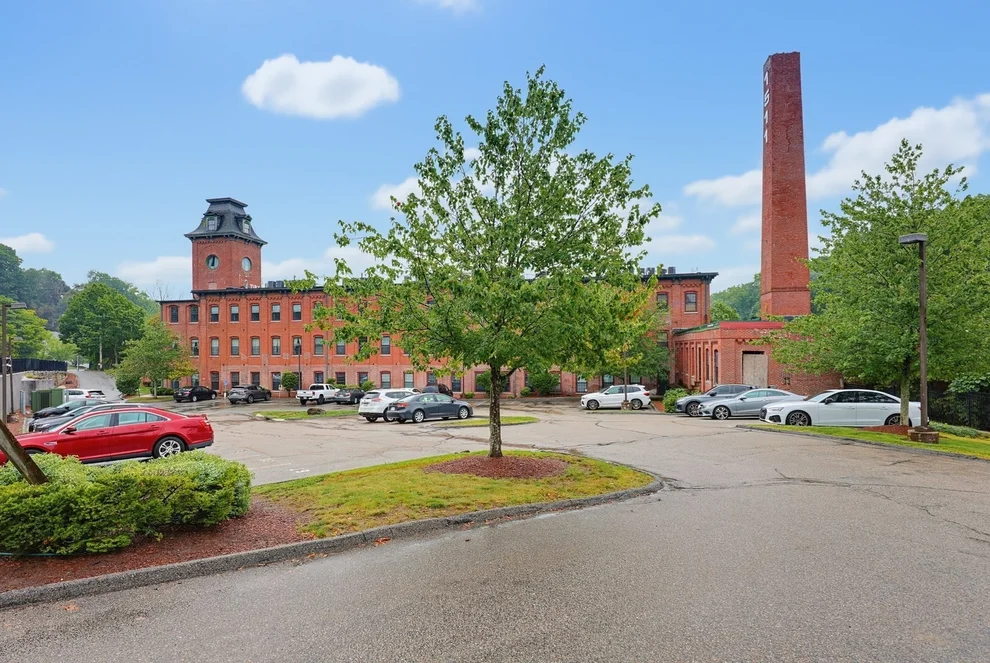 Unit for sale at 1511 Main Street, Worcester, MA 01603