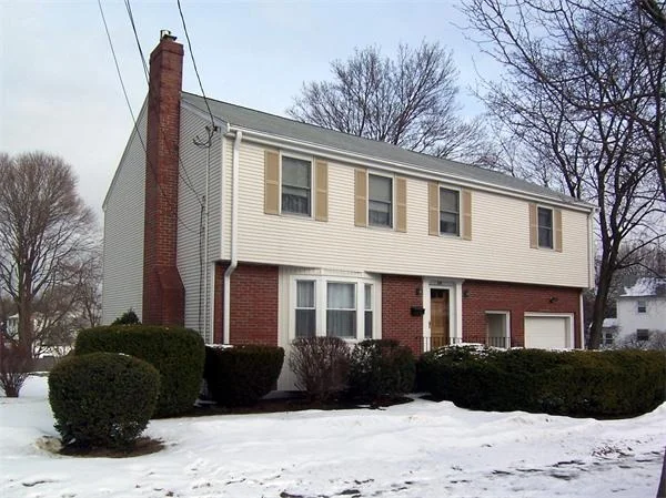 Unit for sale at 290 Pleasant  St, Milton, MA 02186
