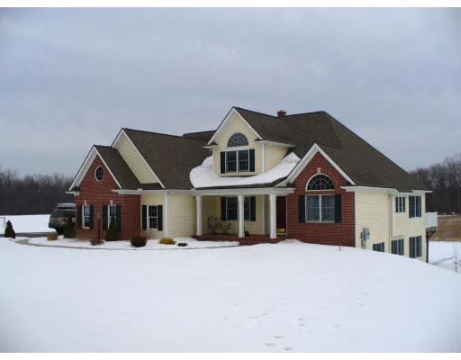 Unit for sale at 172 Main Street, Hatfield, MA 01038