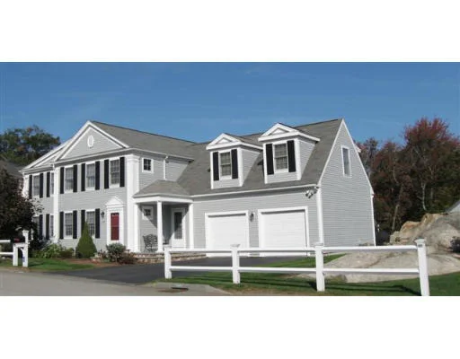 Unit for sale at 25 Bantry Dr, Weymouth, MA 02189