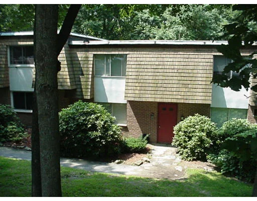 Unit for sale at 650 Robbins Ave, Dracut, MA 01826