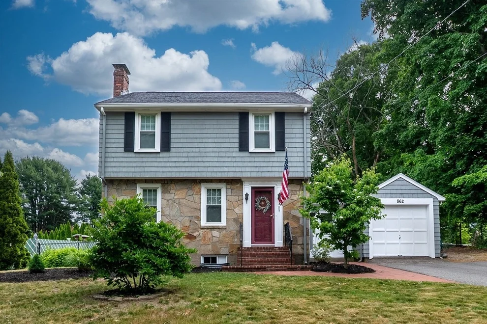 Unit for sale at 862 Pleasant Street, Canton, MA 02021
