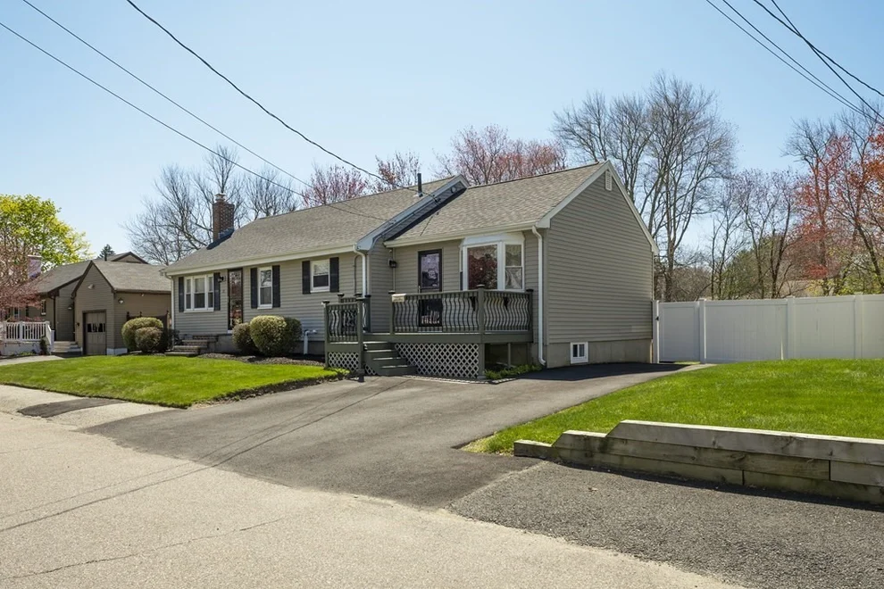 Unit for sale at 51 Cherry Lane, Weymouth, MA 02190
