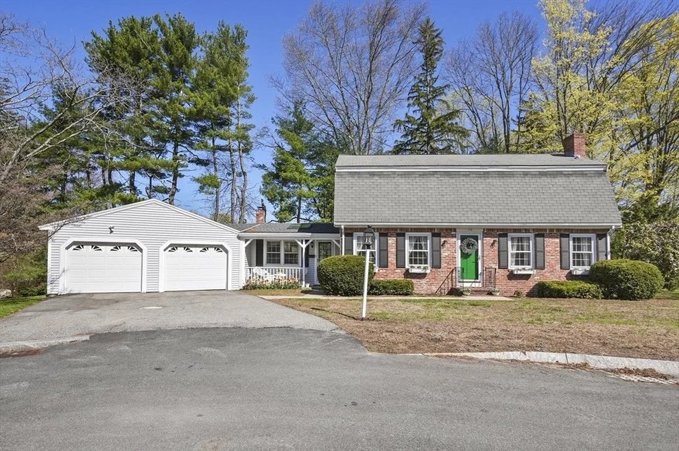 Unit for sale at 112 Surrey Lane, Lowell, MA 01852