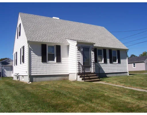Unit for sale at 95 Bayview Avenue, Somerset, MA 02725