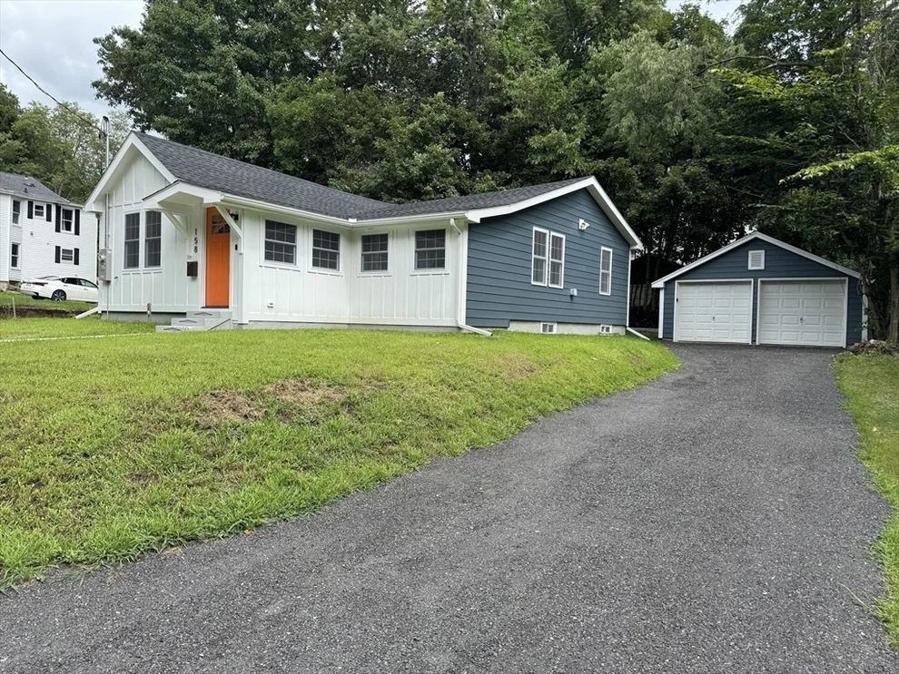 Unit for sale at 158 Fairview Ave, Athol, MA 01331