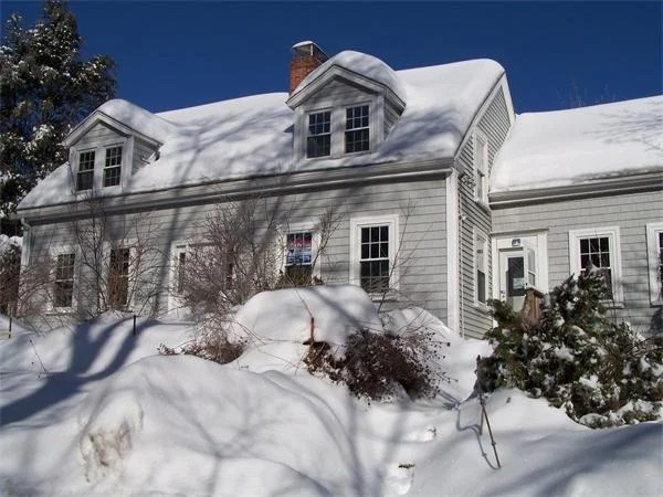 Unit for sale at 85 Balm Of Life Spring Rd, Uxbridge, MA 01569