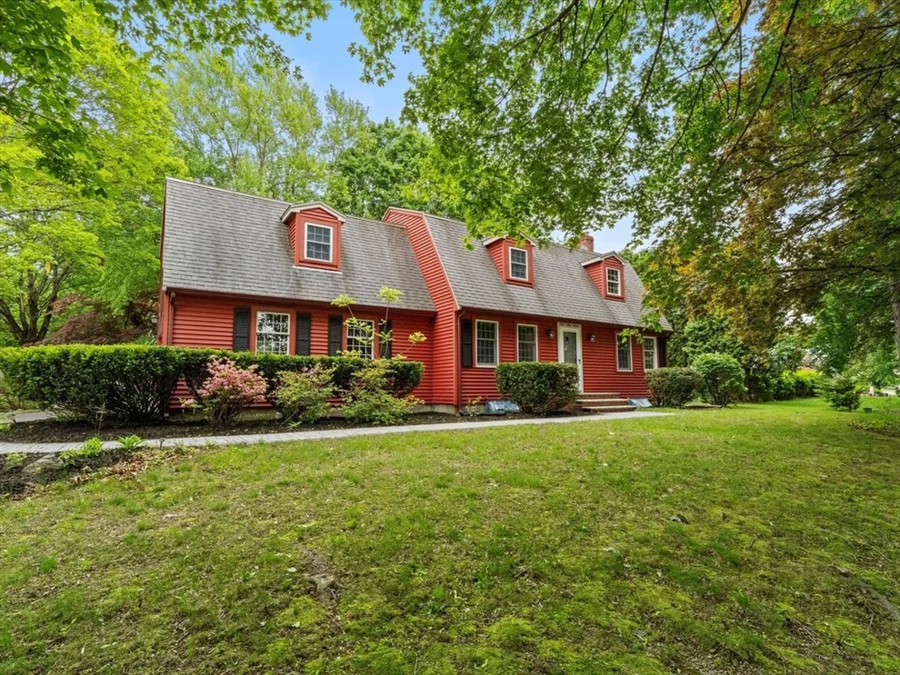 Unit for sale at 182 West Main Street, Westborough, MA 01581